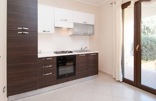 Selargius Villa | Modern Villa v. V. Garden apartment (sleeps 4) 2 Bedrooms. 2 bath.