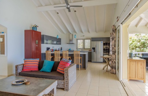 St. Marie Villa | Modern villa with pool and 180° unobstructed view over the Caribbean Sea!