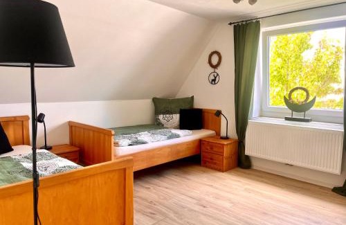 Bad Wuennenberg Apartment | Moderne Ferienwohnung mit Balkon & WLAN - zentral