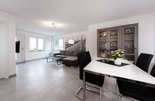 Unterohrn Apartment | Moderne Ferienwohnung in Öhringen mit Idealer Anbindung zur Autobahn