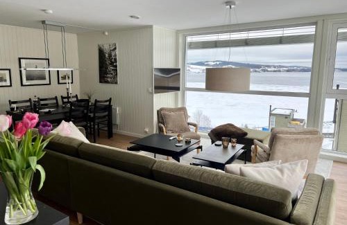 Gjovik Villa | Moderne hytte