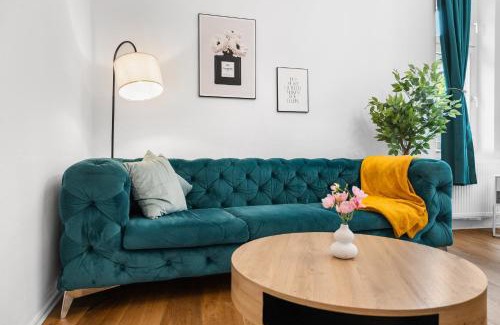 Sudostviertel Apartment | Moderne Suite bis zu 6 Personen - Central- free Parking - 3 Bedrooms - Netflix - Smart Home