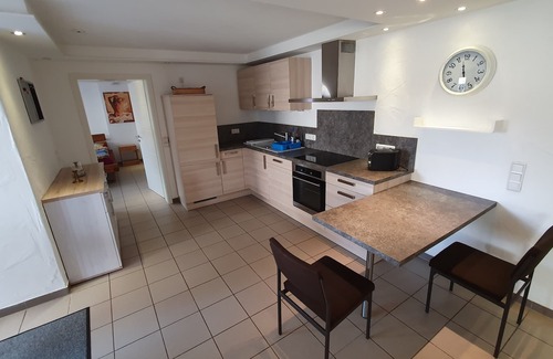 Mettnich Apartment | Moderne, Top Ausgestattete, Ruhige, Barrierefreie Ferienwohnung
