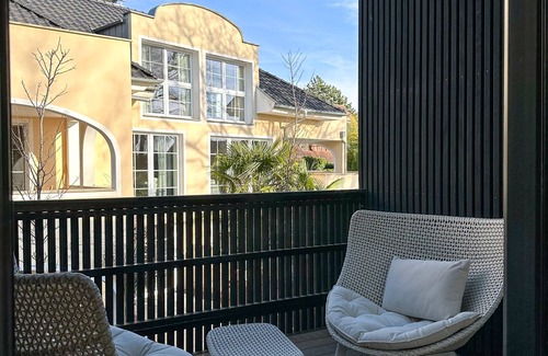Kressbronn Apartment | Modernes Wohnambiente in der Pure Villa, 200m zum Strand