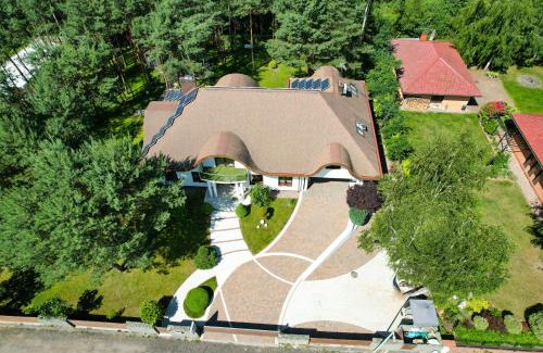 Tomaszow Mazowiecki House | Modra Sikorka