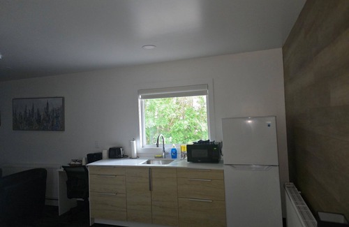 Outlook Hotel | Mokai Inn