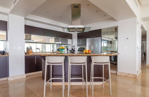 Emiliano Zapata Condo | Molino de Agua 701 - Entire 7th floor facing the ocean with unobstructed views