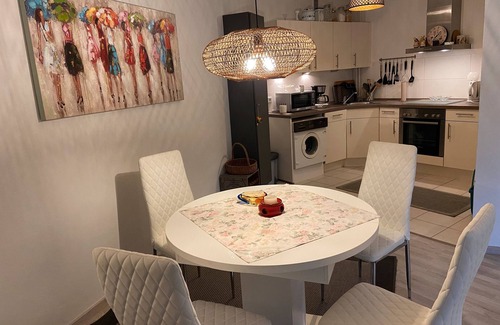 Moelln Apartment | Mölln, apartment at the Kurpark with a view of the historic old town