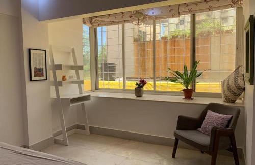 Bandra West Apartment | Mon Desire 1, Perry Cross Rd, Bandra West by Connekt Homes