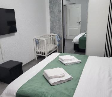 Hunedoara Apartment | Mona Central Apartment