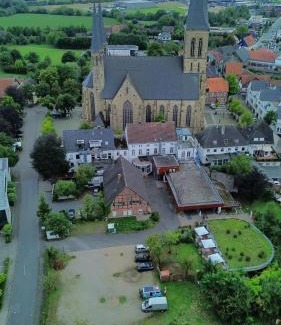 Wadersloh Hostel | Mondstrahl Saal & Hotel