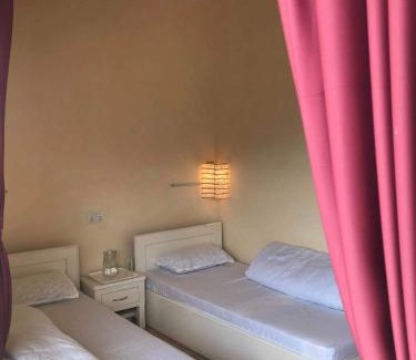 Pokhara Hotel | Mone's Mountain View Hotel