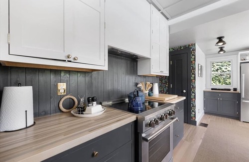 Bellport House | Monkey Puzzle Bellport Cottage