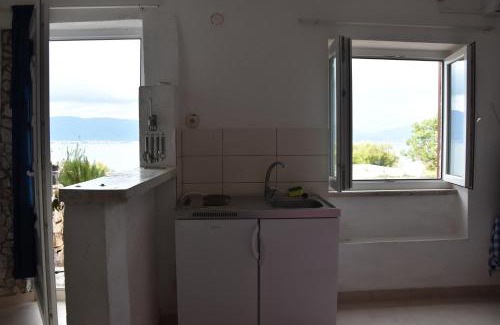 Slatine Apartment | Mono Kai Triangle