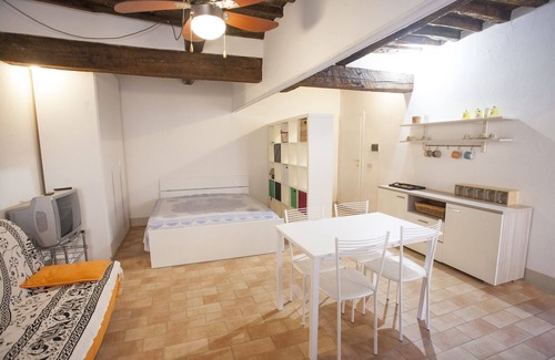 Portoferraio Old Town Apartment | MONO NEL CENTRO PORTOFERRAIO - MONO NEL CENTRO DI PORTOFERRAIO