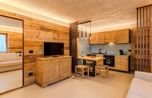 Giustino Apartment | Monolocale Al Doss by Interhome