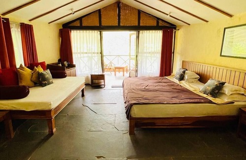 Tala Hotel | Monsoon Forest By Greetoe Resort