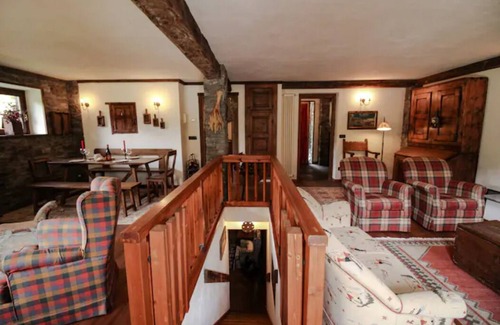 Pallusieux Ski Chalet | Mont Blanc Elegant Villa Apartment