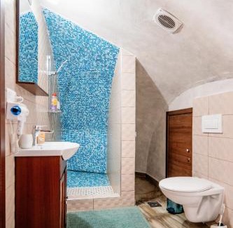 Rasinari Other | Montana Garden