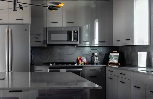 Bozeman Cottage | Montana Luxury (2nd Cottage available by request)