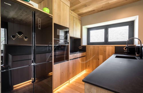 Arties Apartment | Montardo by SeaMount Rentals