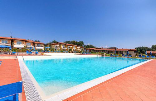 Manerba del Garda Apartment | Montecolo Resort by Wonderful Italy
