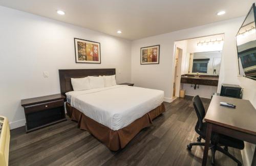Munras Avenue Hotel | Monterey Surf Inn