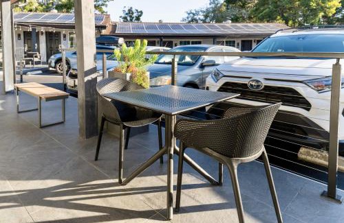 Munras Avenue Hotel | Monterey Surf Inn