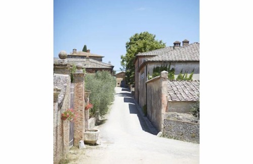 Sovicille Other | Montestigliano, an authentic farmhouse in the heart of Tuscany, is an oasis of peace and beauty that offers its guests refined residences and an enchanting view