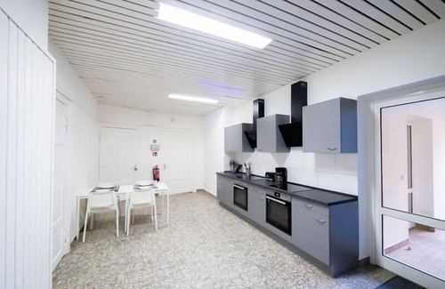 Gulzow Apartment | Monteurwohnung in Gülzow für bis zu 7 Personen mit WLAN, Parkplatz & Gemeinschaftsküche - RZ02