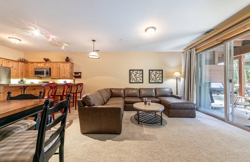 Truckee House | Monthly Lease - The Boulders Condo # 5 by Tahoe Getaways - 2 BR, Pet Friendly w Hot Tub