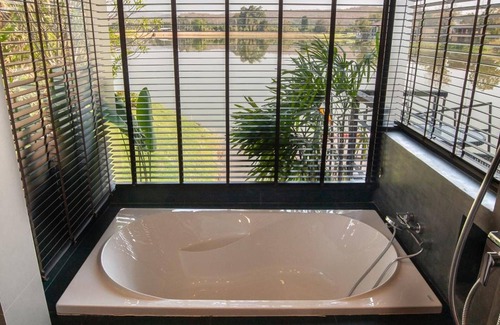 Nong Ya Plong Hotel | Montoro Resort