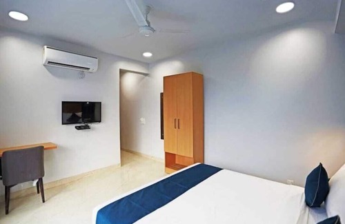 Old Gurgaon Hotel | Moody moon blue