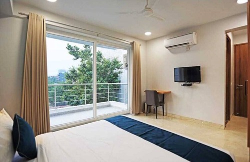 Old Gurgaon Hotel | Moody moon blue