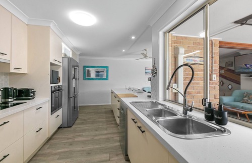 Mountain Creek House | Mooloolaba/Mnt Creek beachy family home with pool