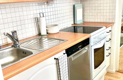Pasila Apartment | Moomin Lover Home in Central Helsinki - Pool & Sauna