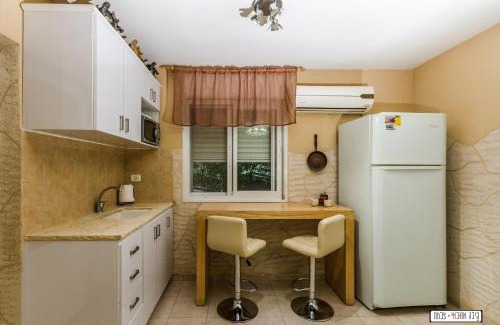 Yavne'el Cabin | Moon Light Yavneʼel