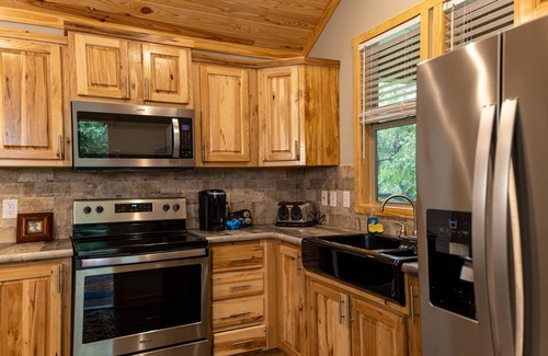 Satin Cabin | Moon River Ranch - Camellia Cabin
