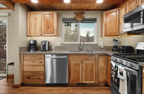 Upper Moonridge Cabin | Moonridge Chalet