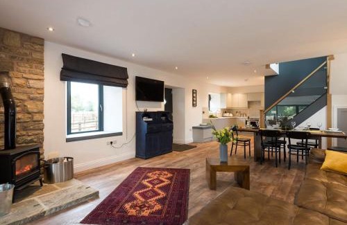 Kelbrook House | Moorgate Cottage - Ukc3380
