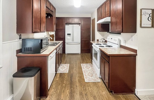Rabbit Creek House | Moose Hollow-Pet friendly home with heated garage