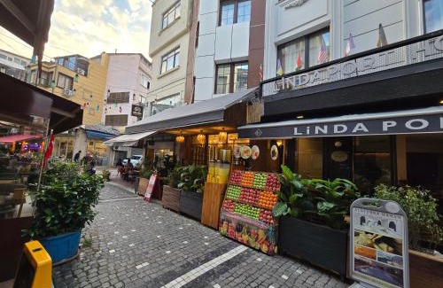 Kumkapi Bed & Breakfast | MorAgop Suites