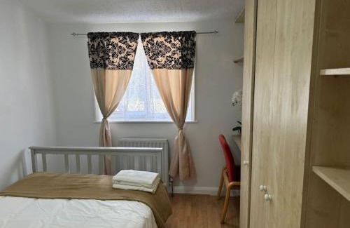 South Ockendon Apartment | Mordern Luxury Home or Private Rooms With Modern Comforts