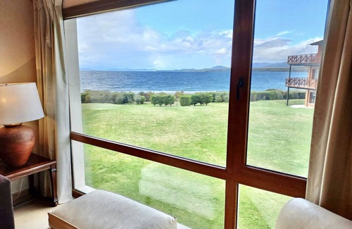 Dina Huapi Condo | Moreno 2 Bdr Sixfold 1st Floor LakeView