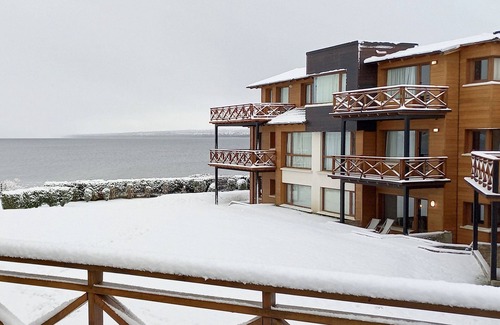 Dina Huapi Condo | Moreno 2 Bdr Sixfold 1st Floor LakeView