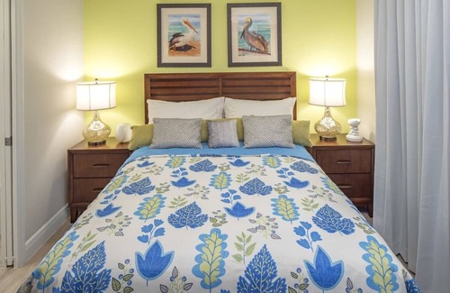 East End Resort | Morritts Tortuga club resort , family friendly pool view /beach front