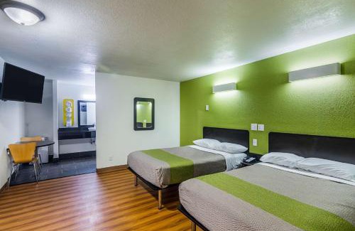 Childress Hotel | Motel 6-Childress, TX