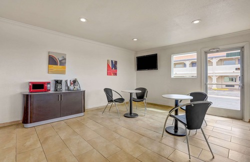Clovis Hotel | Motel 6 Clovis, NM