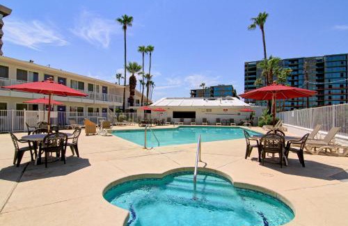 Fashion Square Hotel | Motel 6 Old town Scottsdale Fashion Square