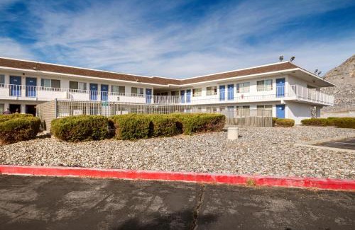 Wendover Hotel | Motel 6 Wendover